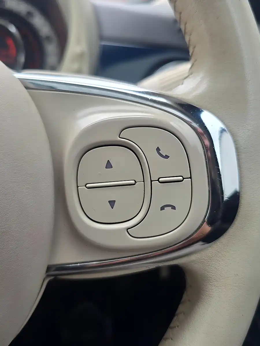 Used 2016 Fiat 500 Lounge Blue - Interior and Exterior details 13