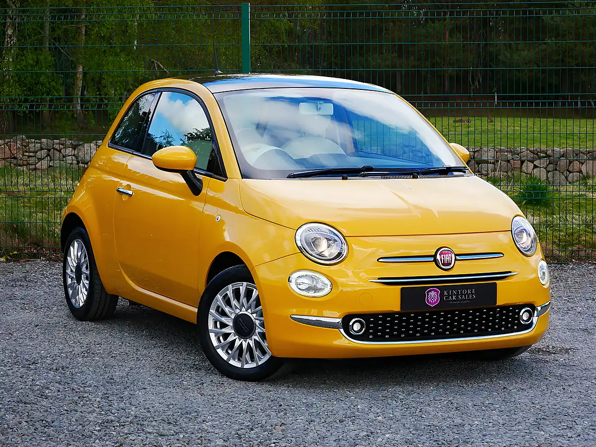 Used 2016 Fiat 500 Lounge Countrypolitan Yellow - Front View