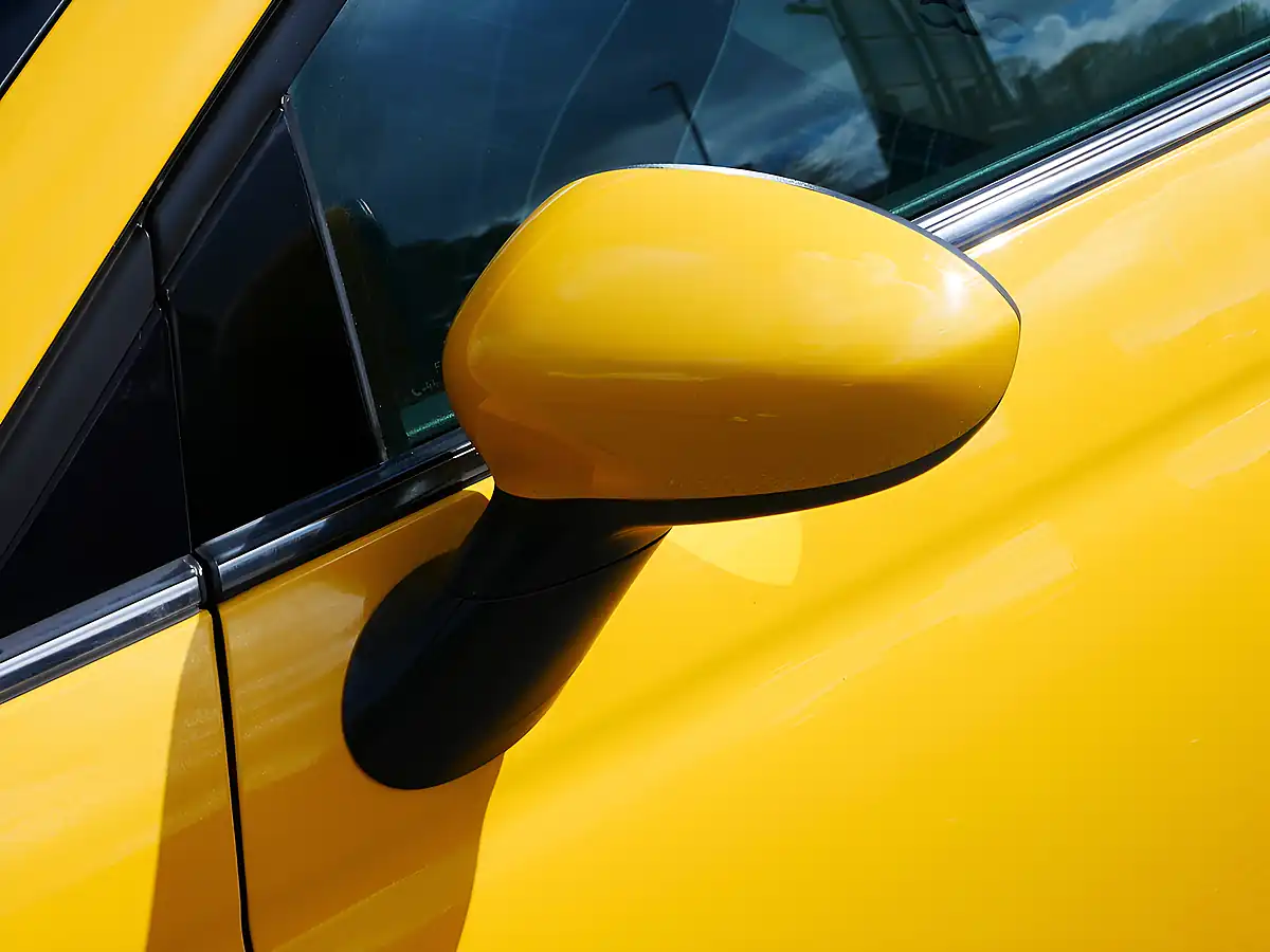Used 2016 Fiat 500 Lounge Countrypolitan Yellow - Interior and Exterior details 20