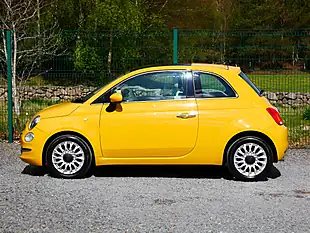 Used 2016 Fiat 500 Lounge Countrypolitan Yellow - Interior and Exterior details 6