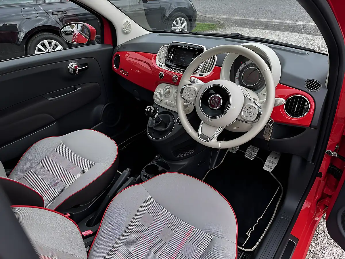 Used 2016 Fiat 500 Lounge Glam Coral Pink - Interior and Exterior details 11