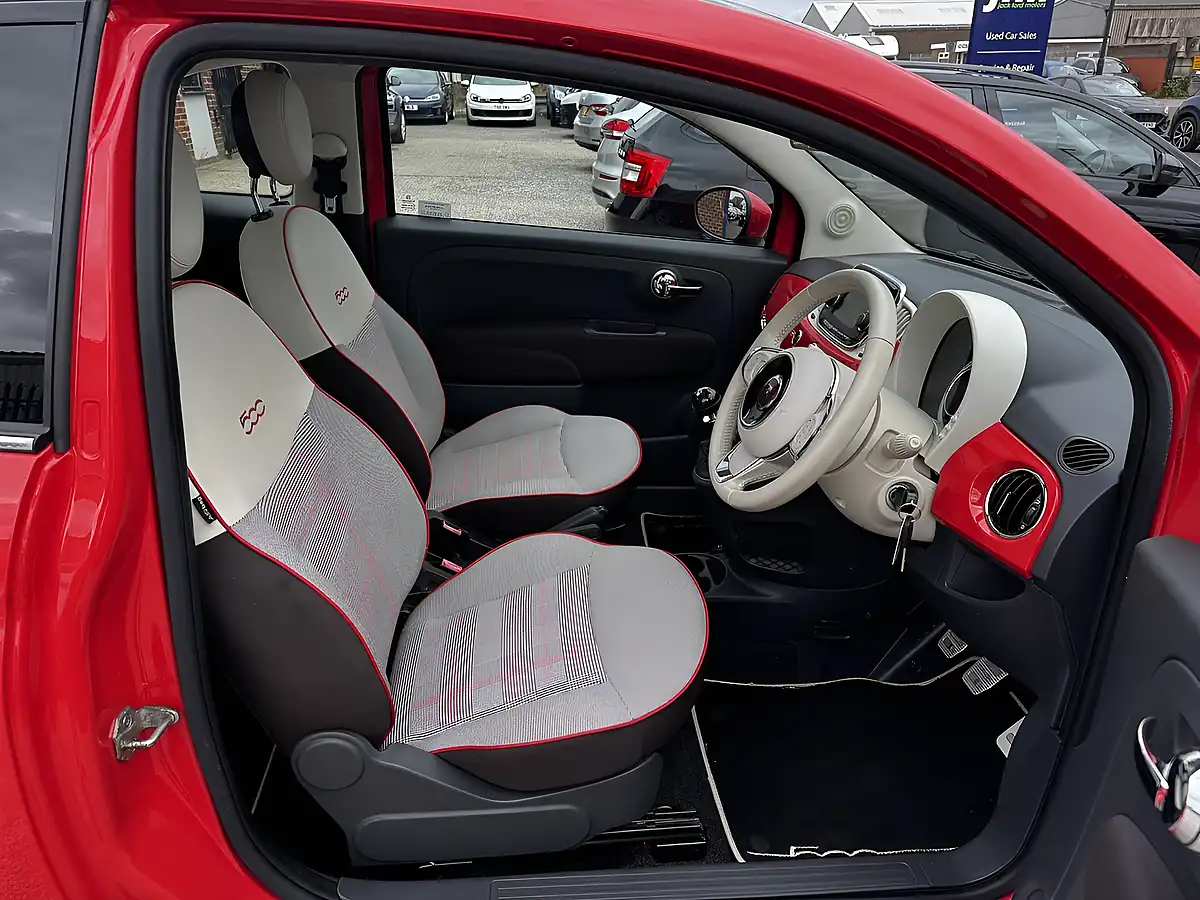Used 2016 Fiat 500 Lounge Glam Coral Pink - Interior and Exterior details 3