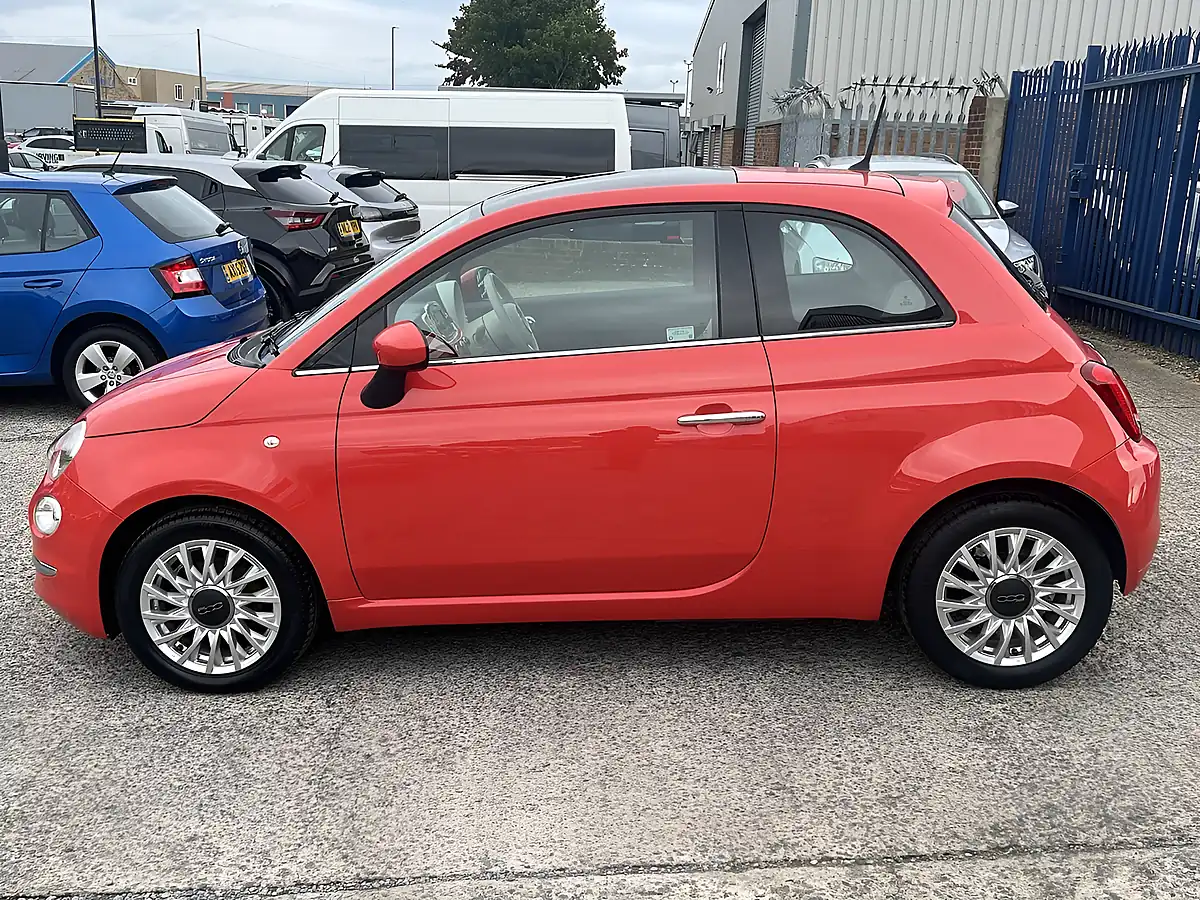Used 2016 Fiat 500 Lounge Glam Coral Pink - Interior and Exterior details 9