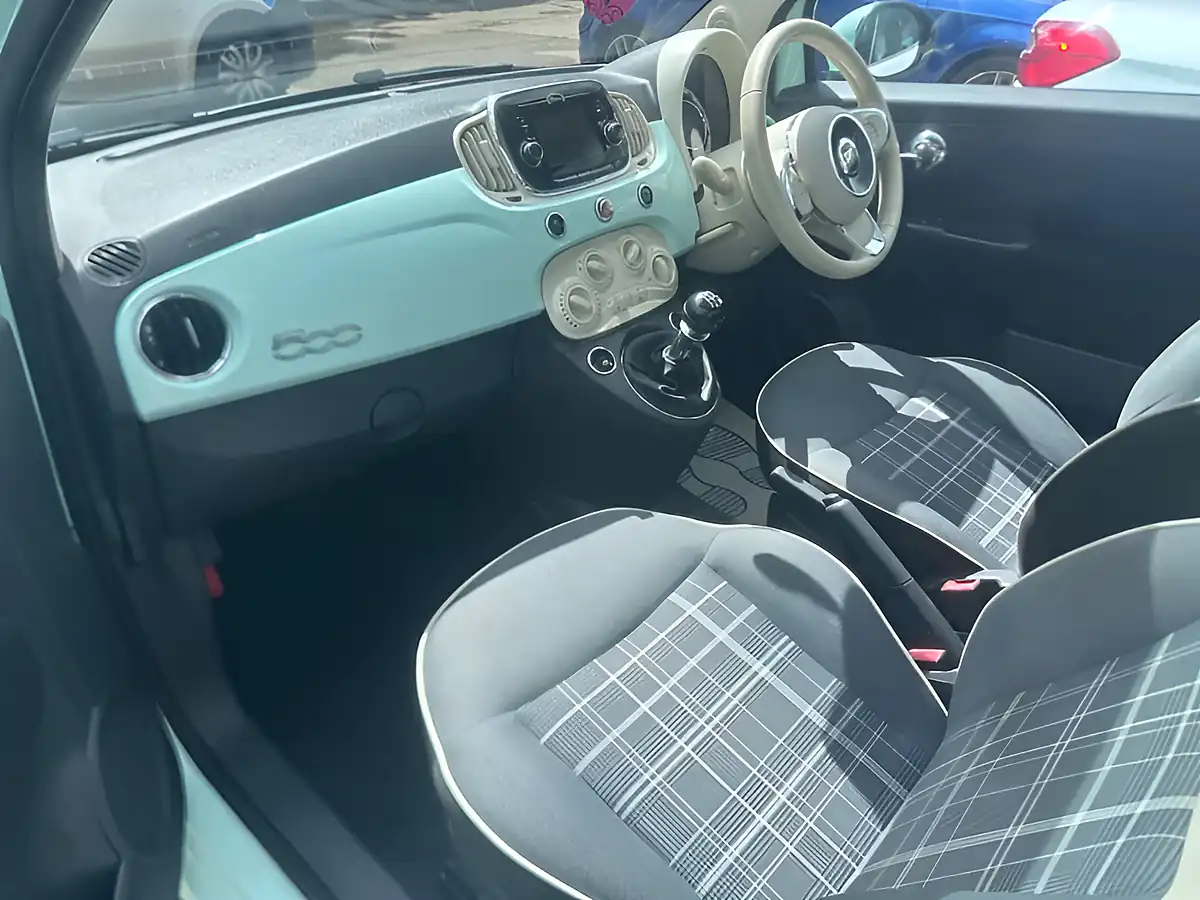 Used 2016 Fiat 500 Lounge Green - Interior and Exterior details 10