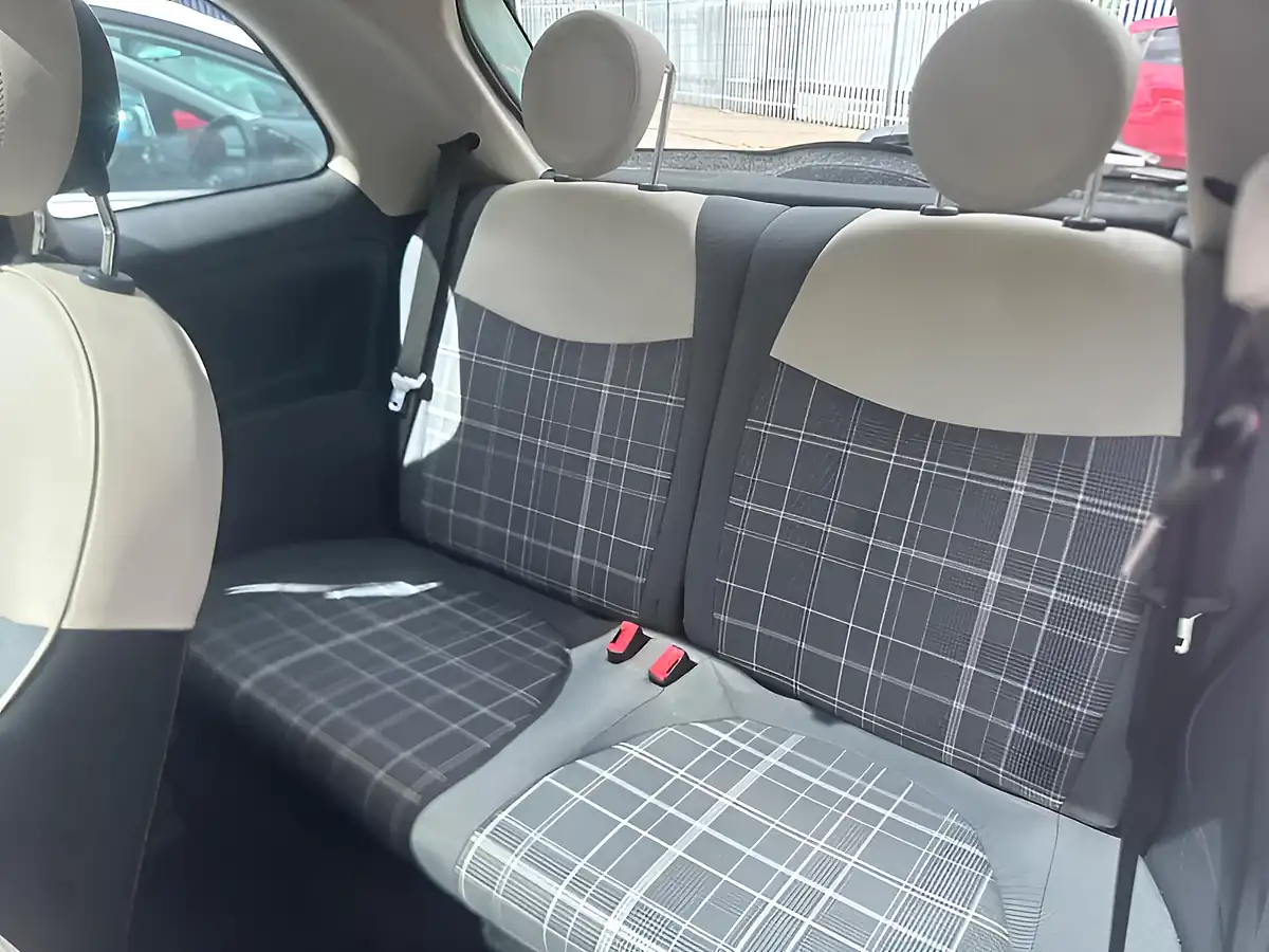 Used 2016 Fiat 500 Lounge Green - Interior and Exterior details 11