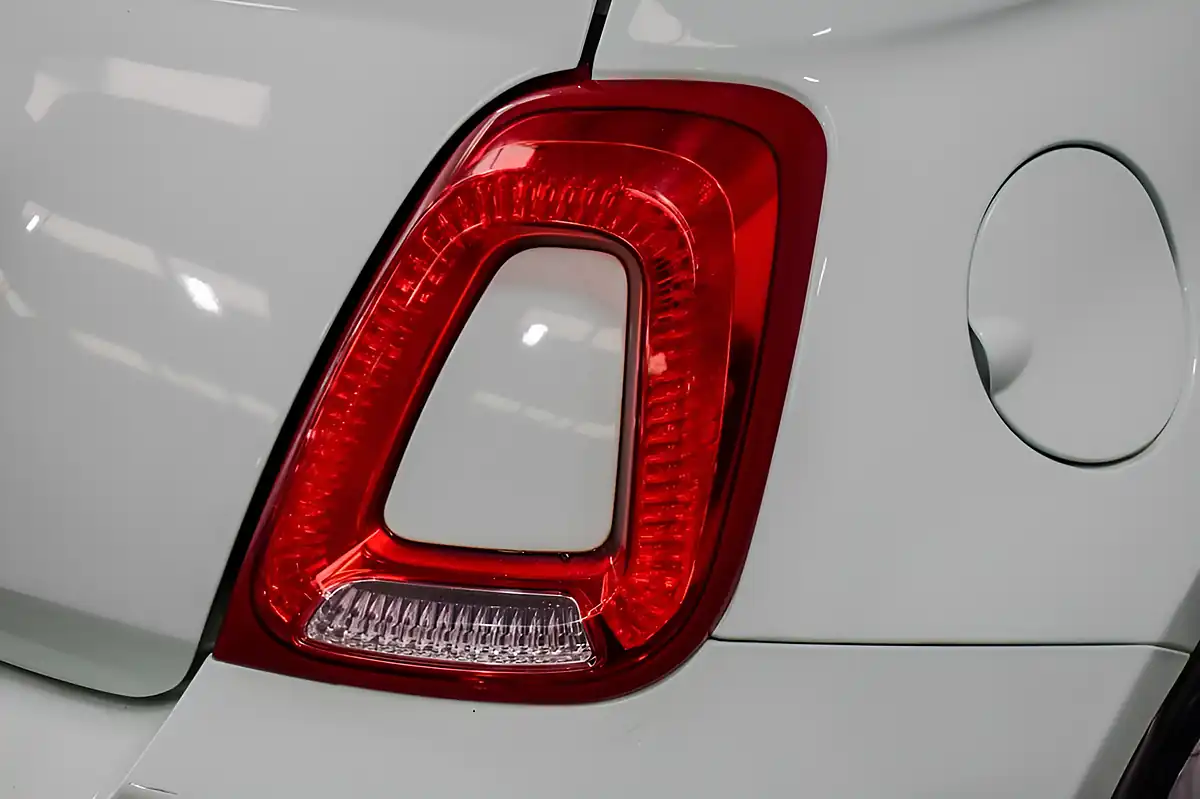 Used 2016 Fiat 500 Lounge Green - Interior and Exterior details 18
