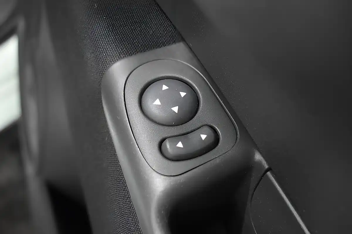 Used 2016 Fiat 500 Lounge Green - Interior and Exterior details 20