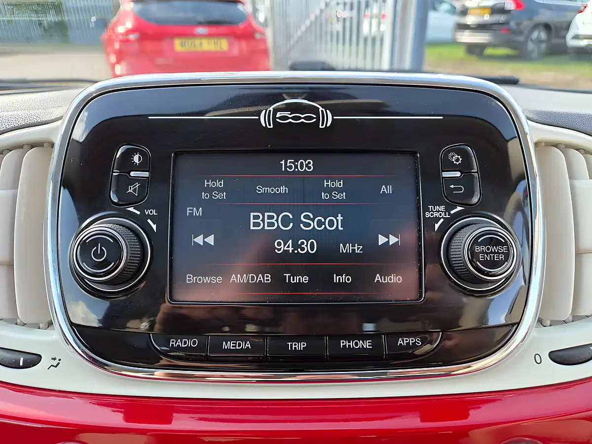 Used 2016 Fiat 500 Lounge Pasodoble Red - Interior and Exterior details 13