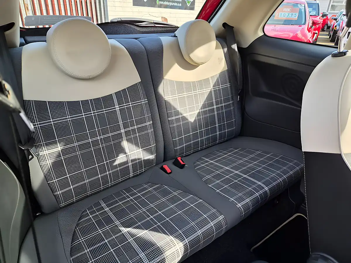 Used 2016 Fiat 500 Lounge Pasodoble Red - Interior and Exterior details 14