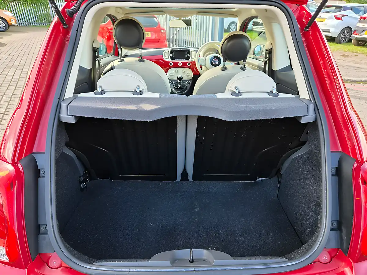 Used 2016 Fiat 500 Lounge Pasodoble Red - Interior and Exterior details 18