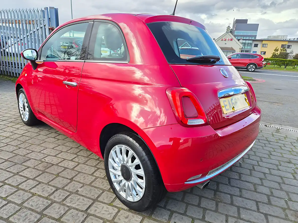 Used 2016 Fiat 500 Lounge Pasodoble Red - Interior and Exterior details 4