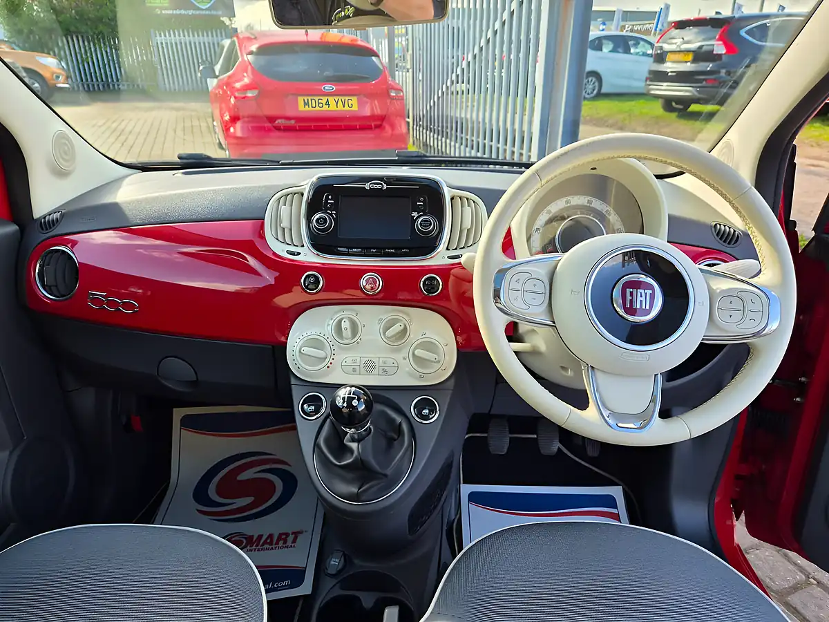 Used 2016 Fiat 500 Lounge Pasodoble Red - Interior and Exterior details 9