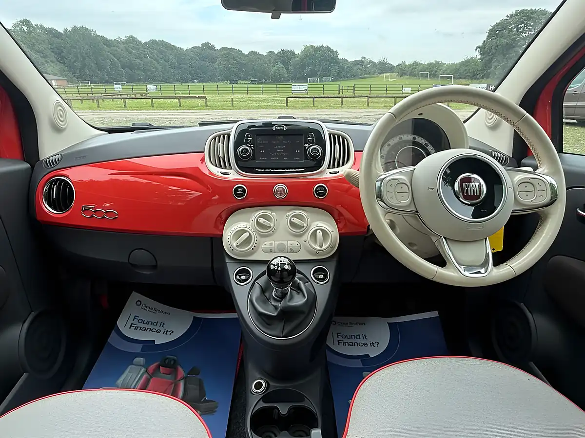 Used 2016 Fiat 500 Lounge Pink - Interior and Exterior details 11