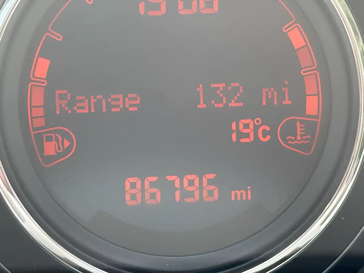 Used 2016 Fiat 500 Lounge Pink - Interior and Exterior details 15