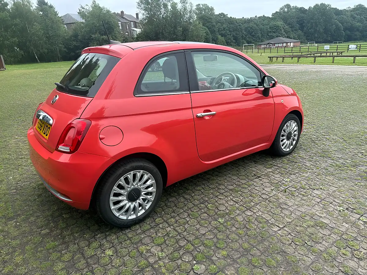 Used 2016 Fiat 500 Lounge Pink - Interior and Exterior details 6