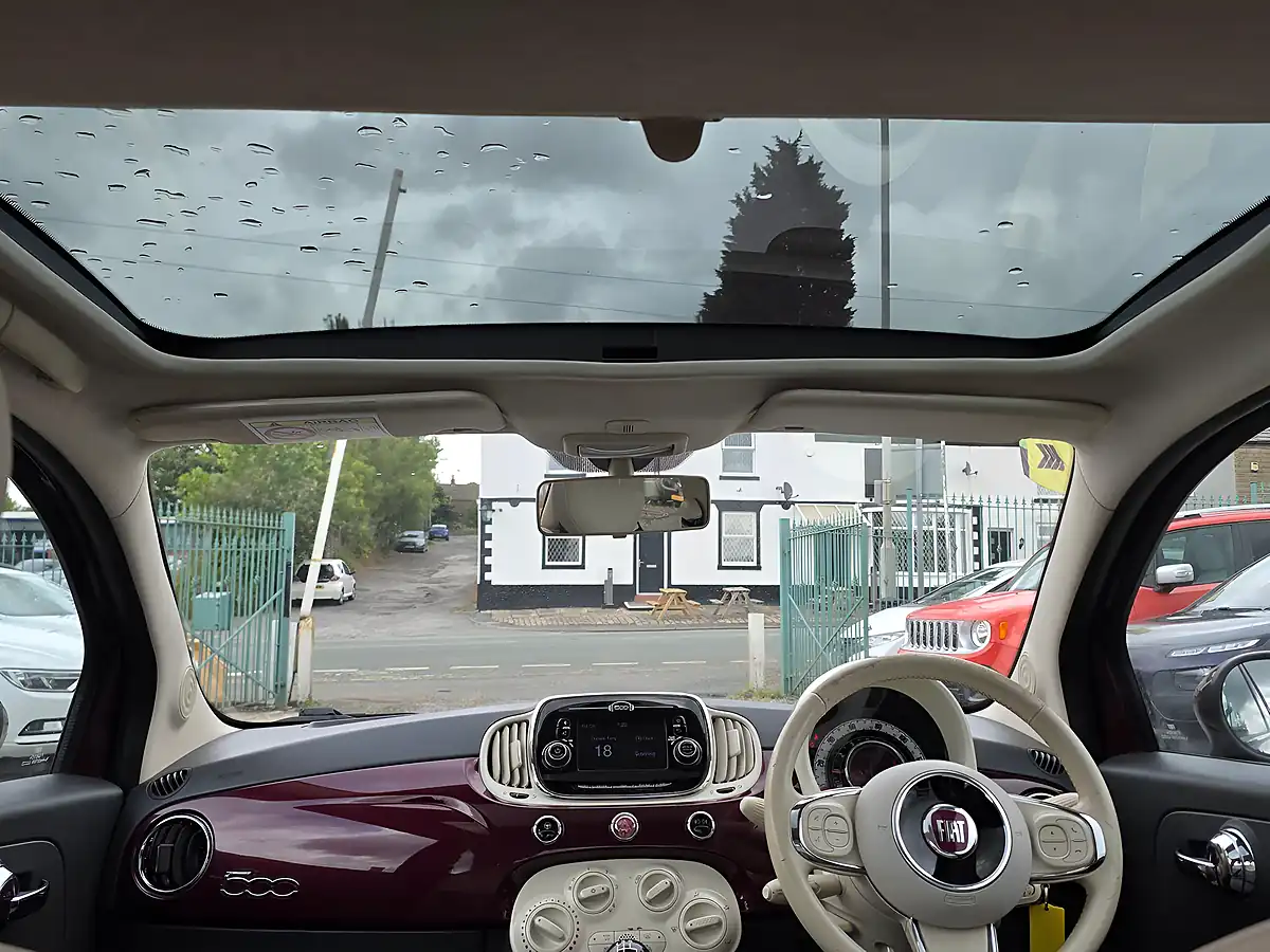 Used 2016 Fiat 500 Lounge Red - Interior and Exterior details 14
