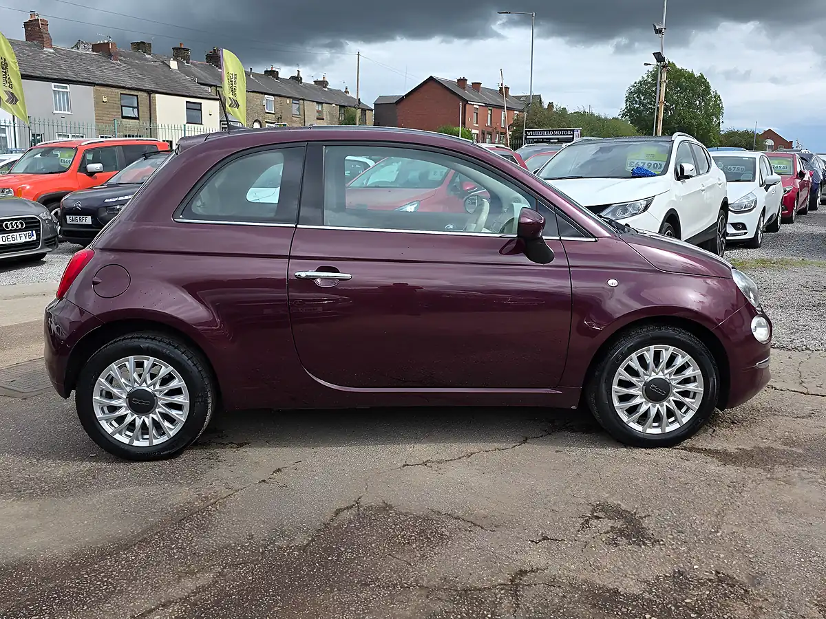 Used 2016 Fiat 500 Lounge Red - Interior and Exterior details 4