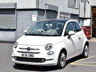 Used 2016 Fiat 500 Lounge White - Interior and Exterior details 3