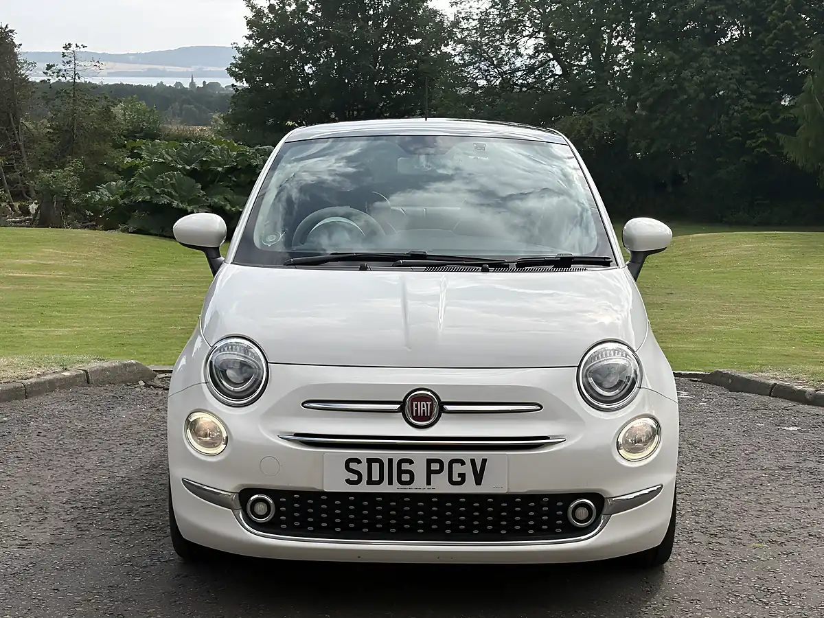 Used 2016 Fiat 500 Lounge White - Interior and Exterior details 13