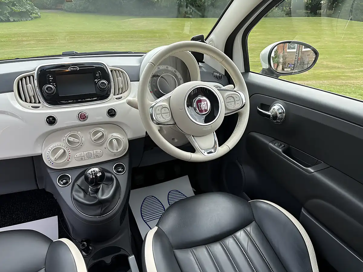 Used 2016 Fiat 500 Lounge White - Interior and Exterior details 15