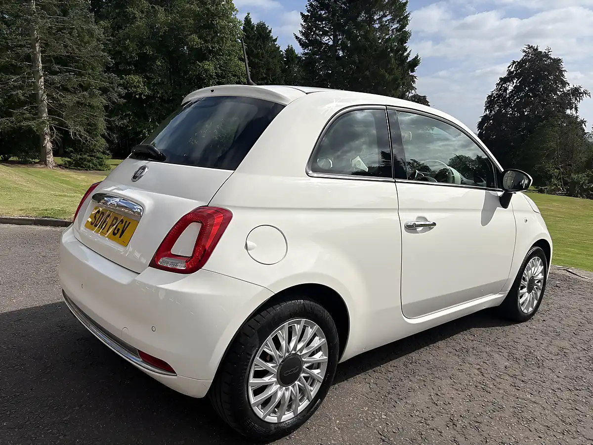 Used 2016 Fiat 500 Lounge White - Interior and Exterior details 6