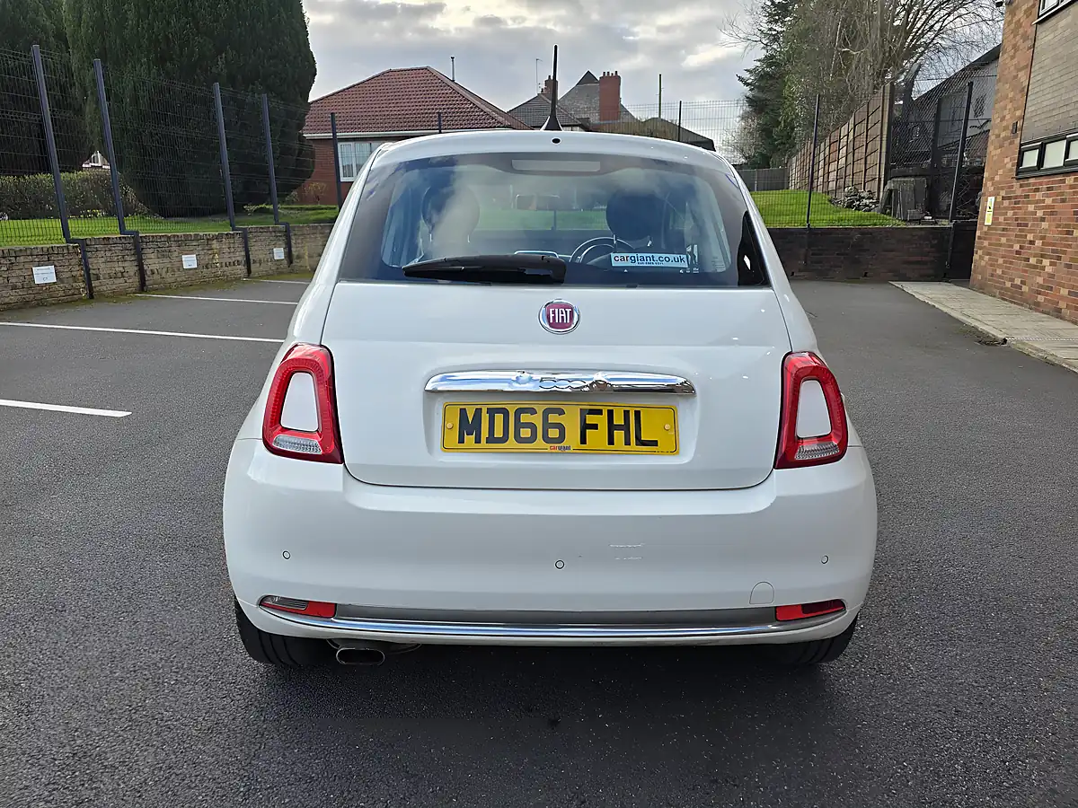 Used 2016 Fiat 500 Lounge White - Interior and Exterior details 7