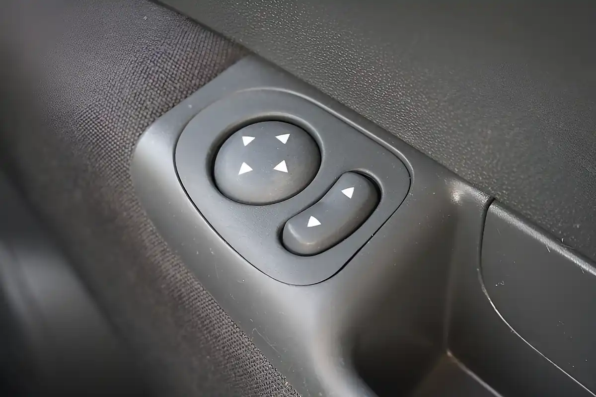 Used 2016 Fiat 500 Lounge White - Interior and Exterior details 20