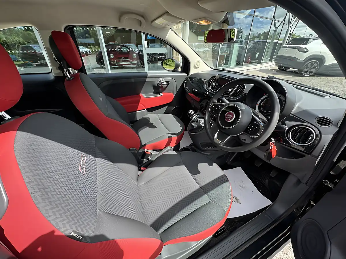 Used 2016 Fiat 500 Pop Black - Interior and Exterior details 11