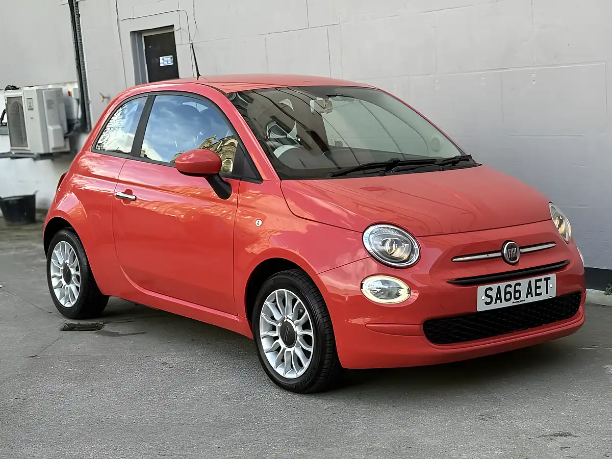 Used 2016 Fiat 500 Pop Star Pink - Front View