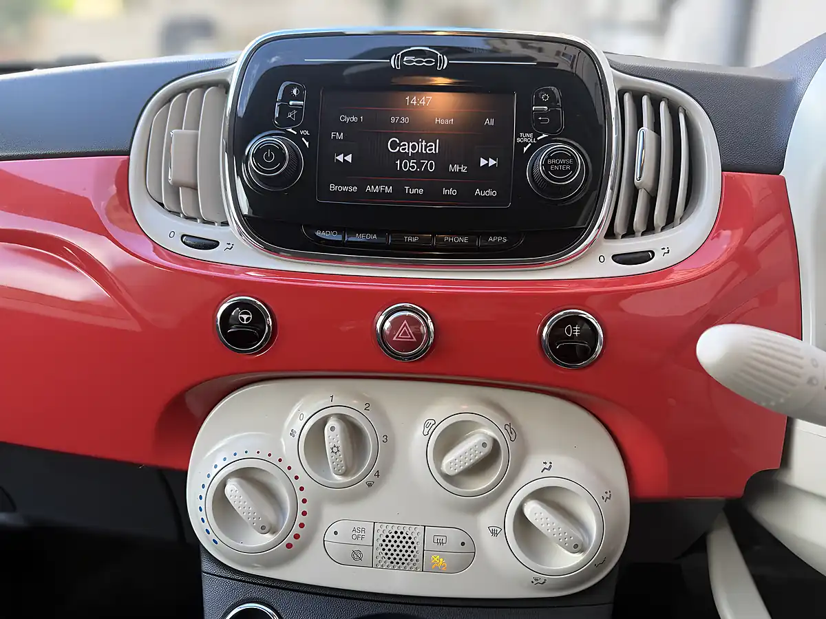 Used 2016 Fiat 500 Pop Star Pink - Interior and Exterior details 17