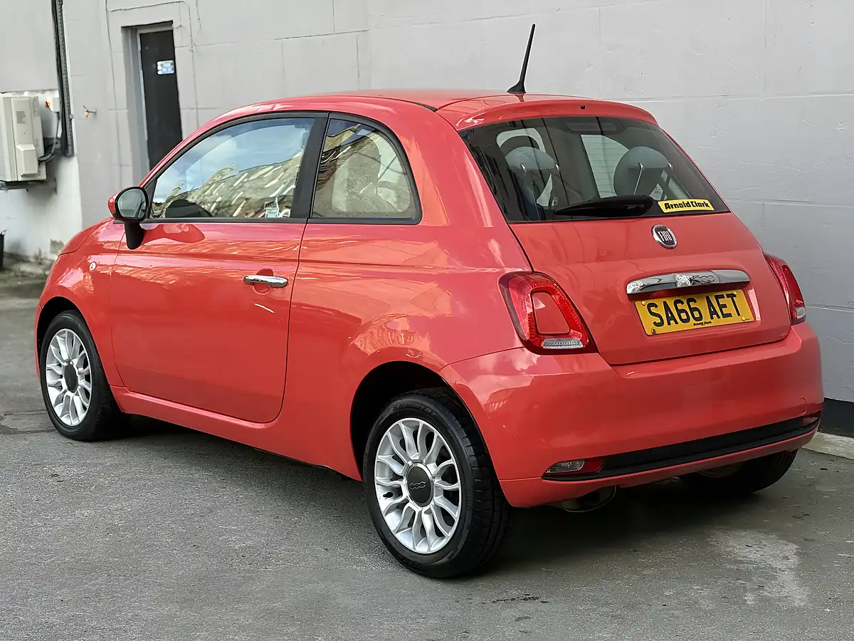 Used 2016 Fiat 500 Pop Star Pink - Interior and Exterior details 3