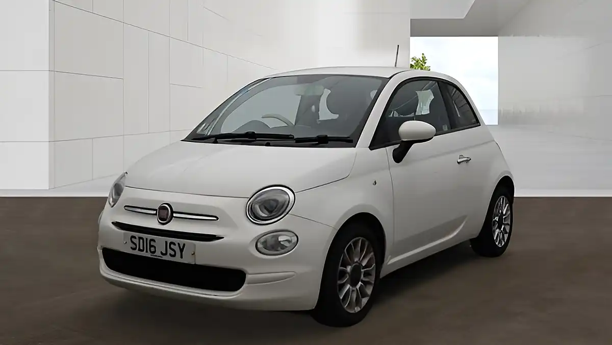 Used 2016 Fiat 500 Pop Star White - Interior and Exterior details 3