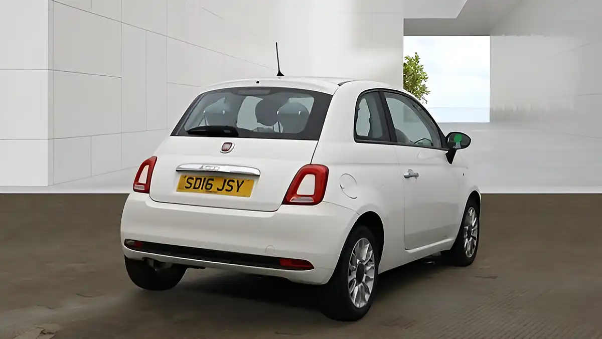 Used 2016 Fiat 500 Pop Star White - Interior and Exterior details 4