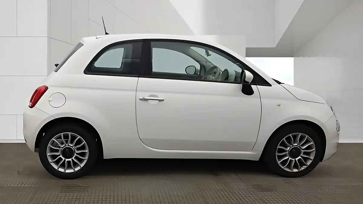 Used 2016 Fiat 500 Pop Star White - Interior and Exterior details 7