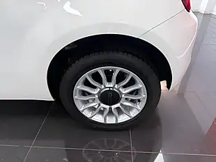 Used 2016 Fiat 500 Pop Star White - Interior and Exterior details 10