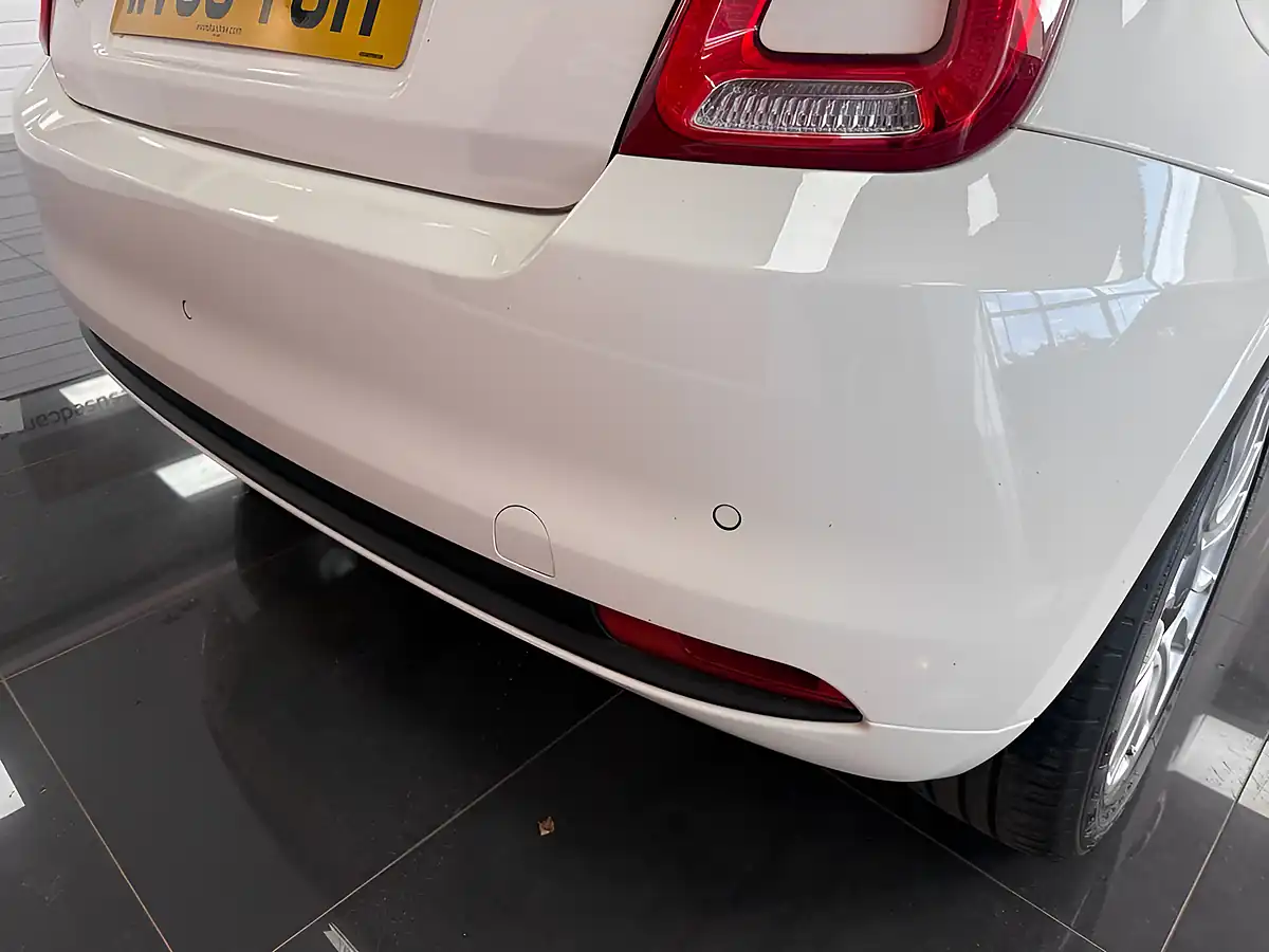 Used 2016 Fiat 500 Pop Star White - Interior and Exterior details 5