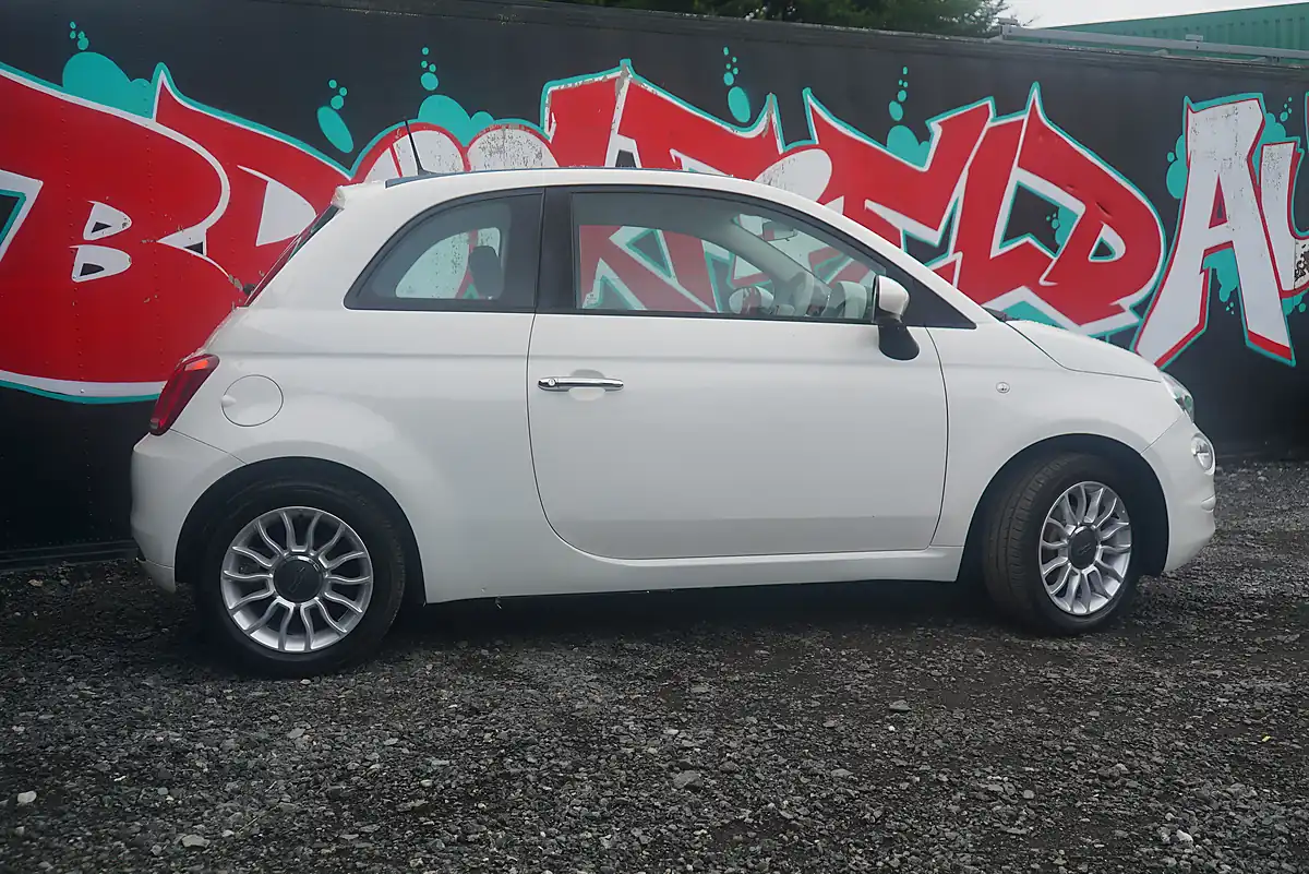 Used 2016 Fiat 500 Pop Star White - Interior and Exterior details 12