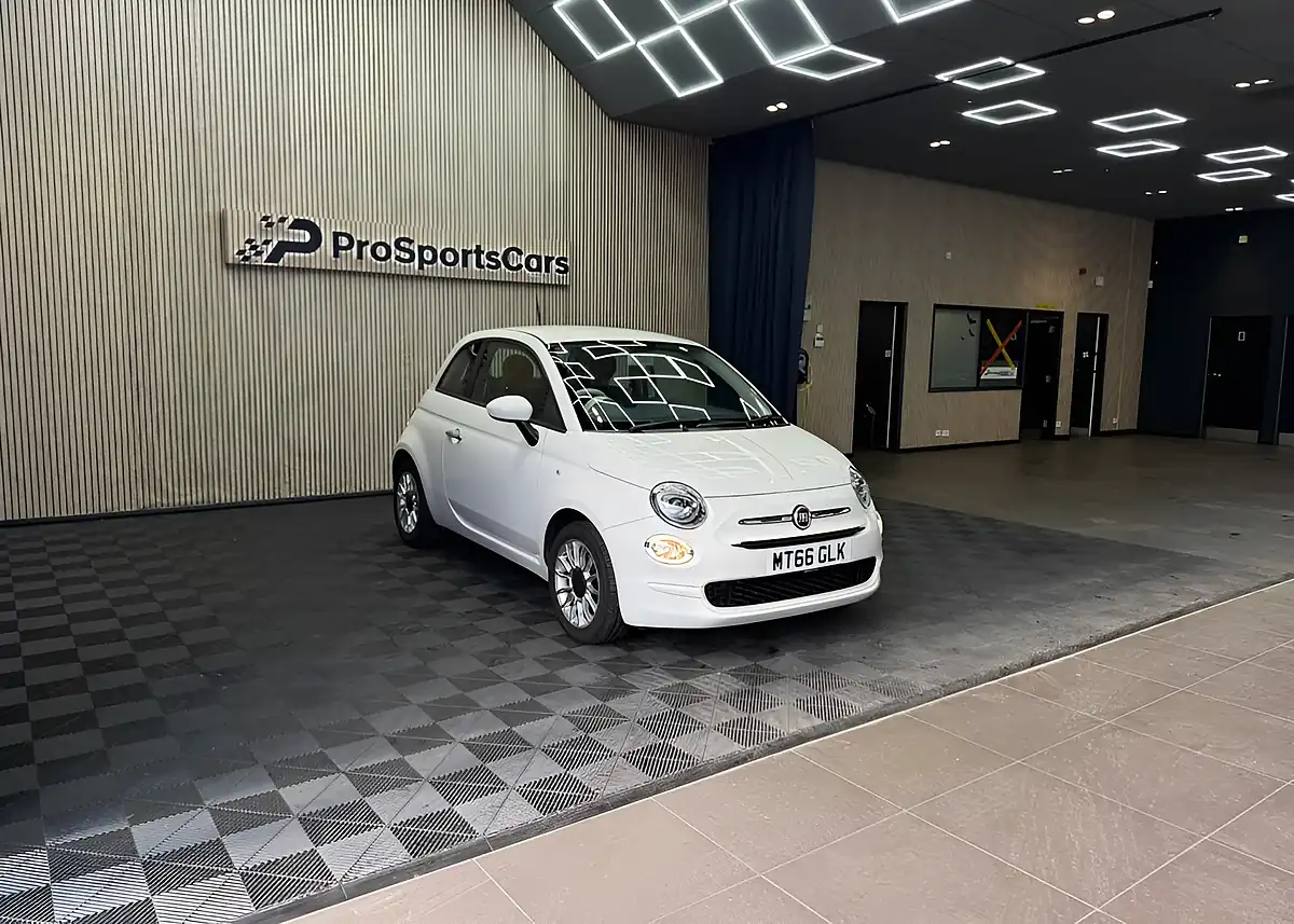 Used 2016 Fiat 500 Pop Star White - Interior and Exterior details 8