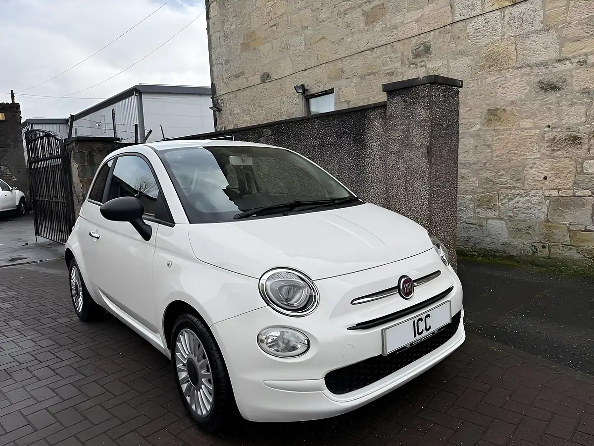 Used 2016 Fiat 500 Pop White - Front View
