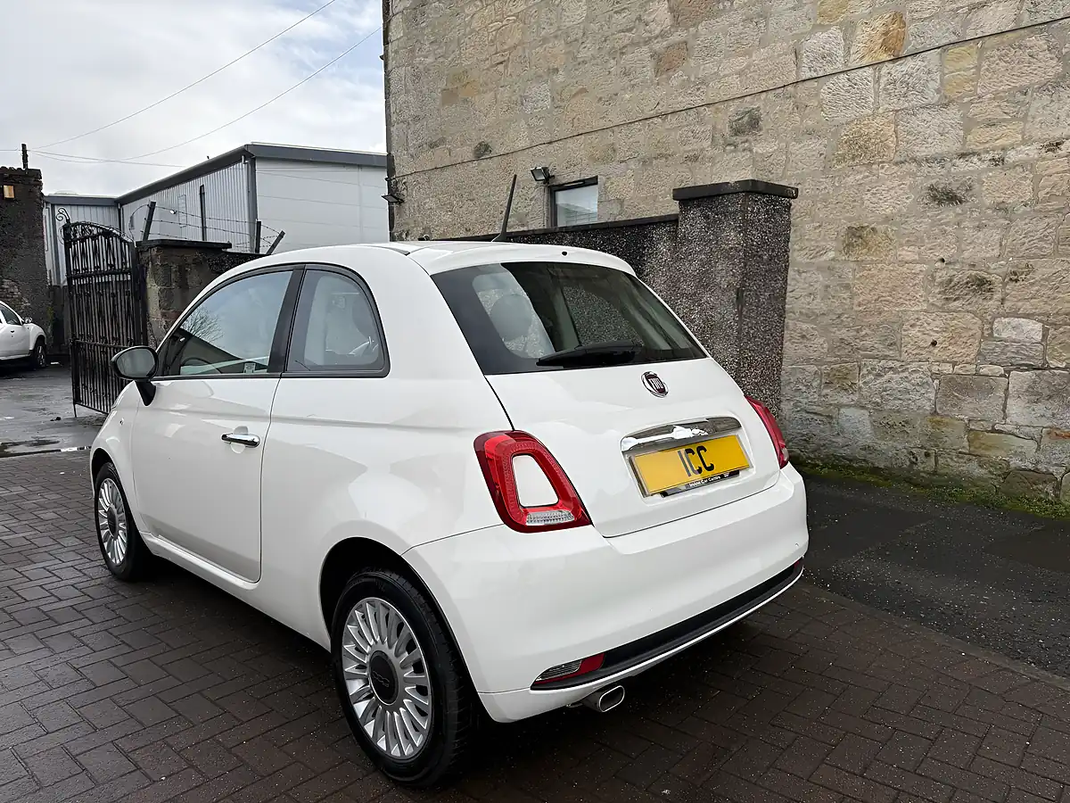 Used 2016 Fiat 500 Pop White - Interior and Exterior details 4