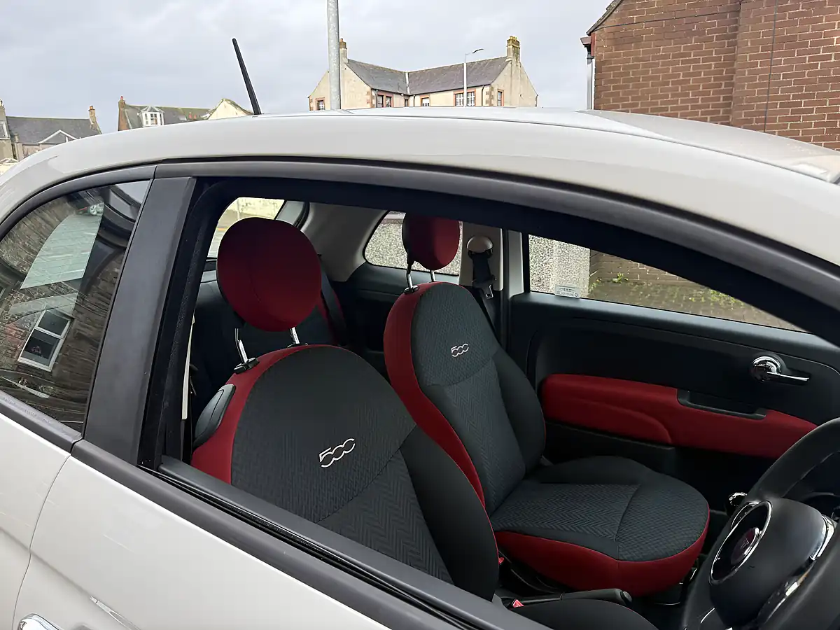 Used 2016 Fiat 500 Pop White - Interior and Exterior details 7