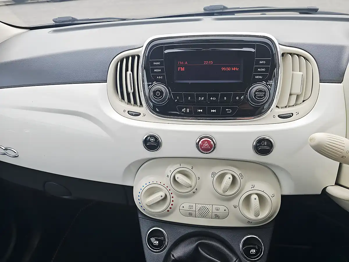 Used 2016 Fiat 500 Pop White - Interior and Exterior details 11