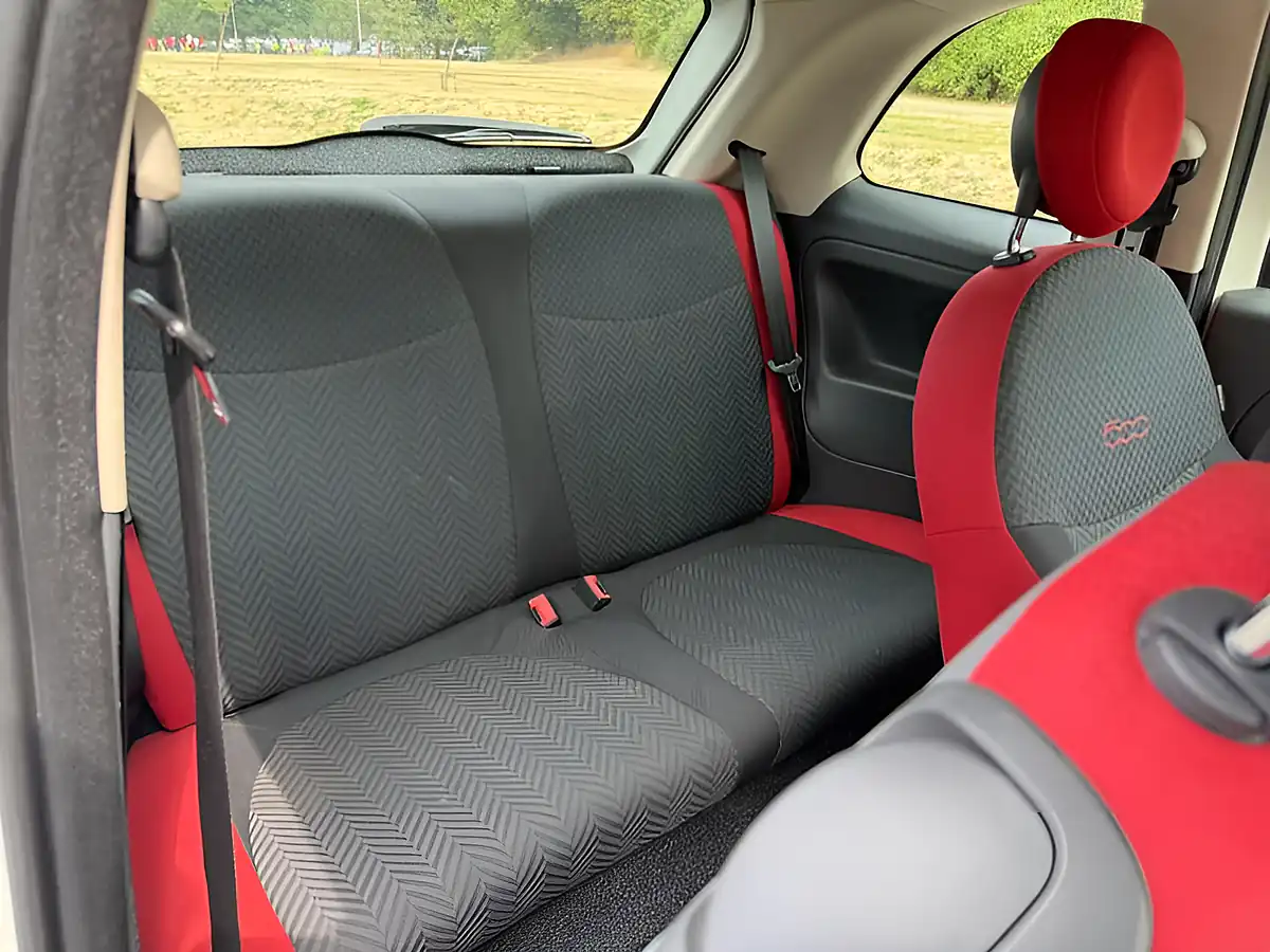 Used 2016 Fiat 500 Pop White - Interior and Exterior details 10
