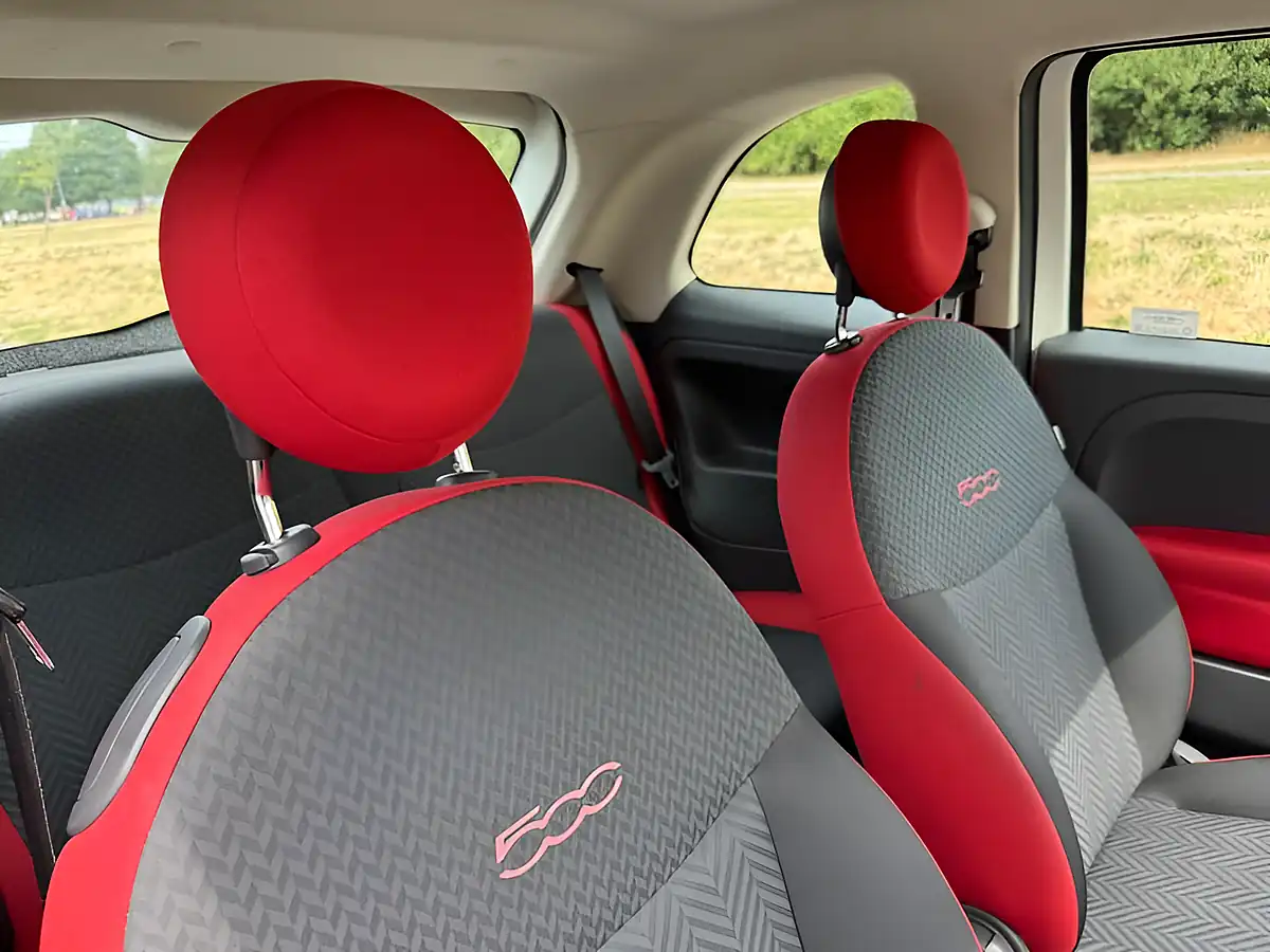Used 2016 Fiat 500 Pop White - Interior and Exterior details 12