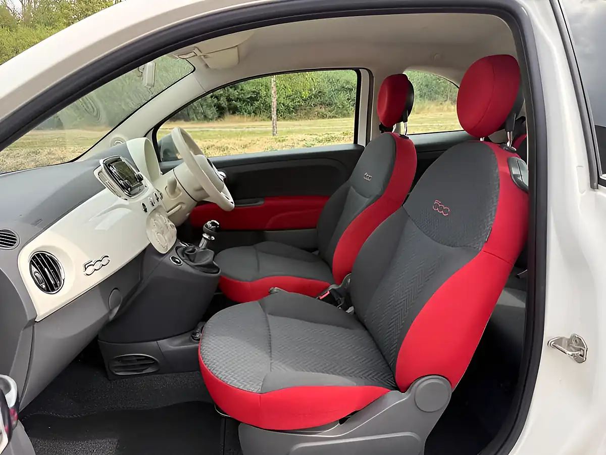 Used 2016 Fiat 500 Pop White - Interior and Exterior details 8