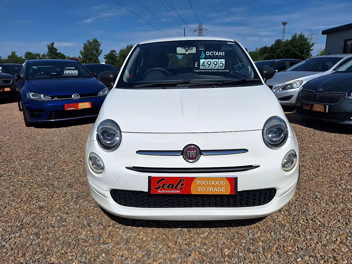 Used 2016 Fiat 500 Pop White - Interior and Exterior details 4