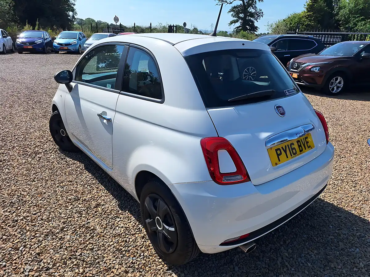 Used 2016 Fiat 500 Pop White - Interior and Exterior details 9