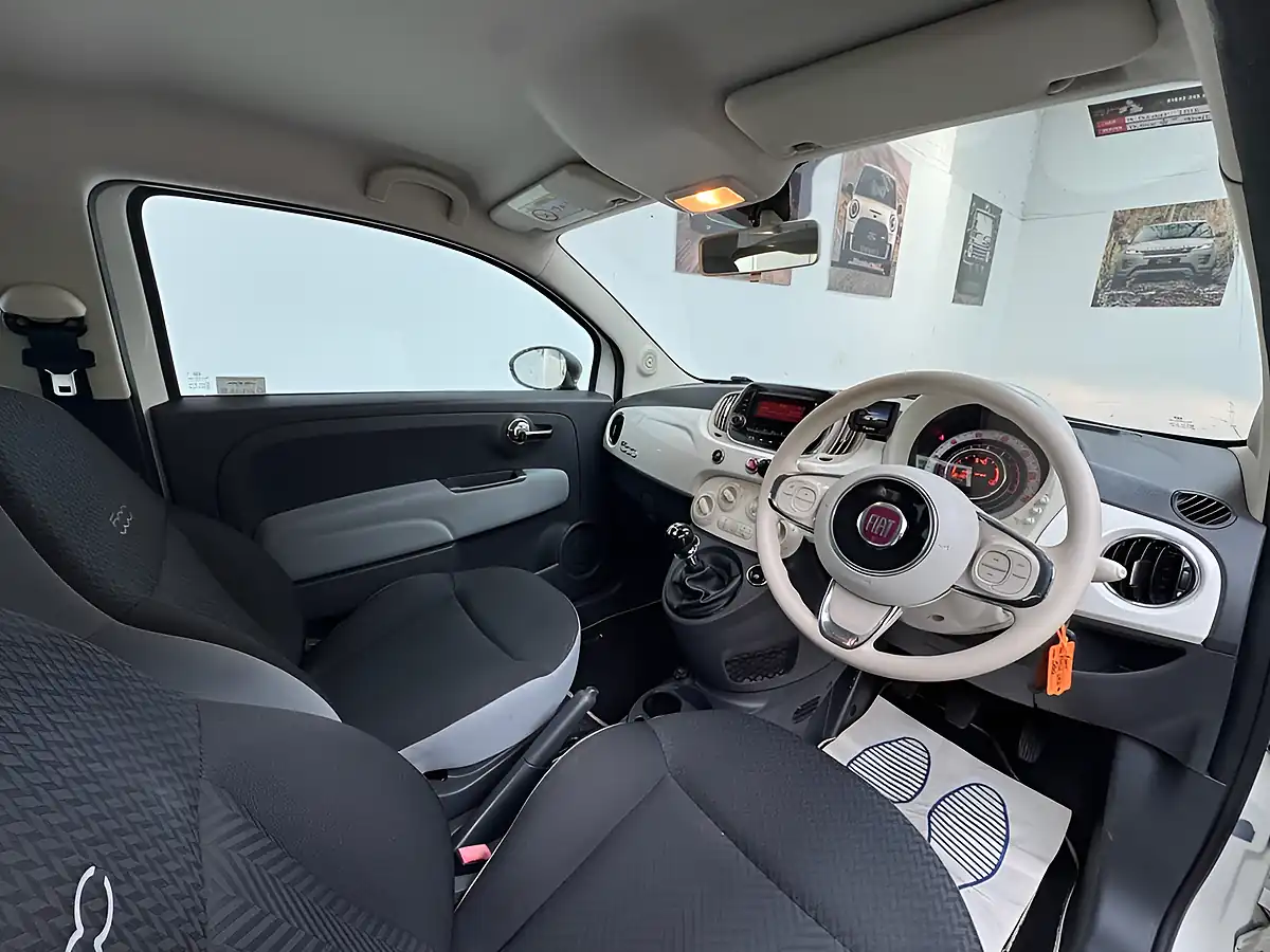 Used 2016 Fiat 500 Pop White - Interior and Exterior details 7