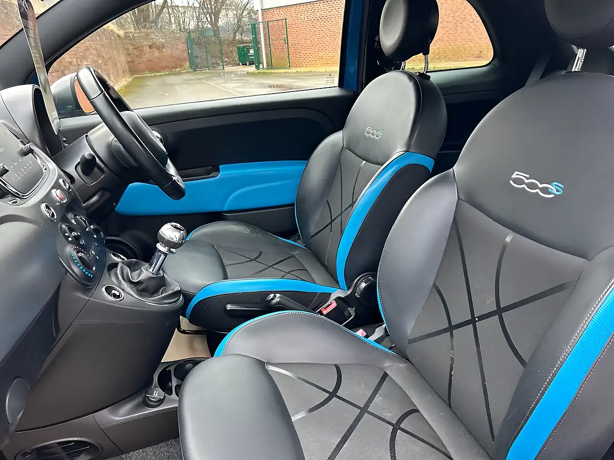 Used 2016 Fiat 500 S Blue - Interior and Exterior details 12