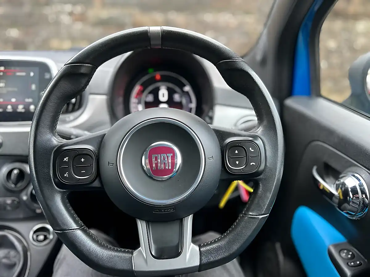 Used 2016 Fiat 500 S Blue - Interior and Exterior details 15
